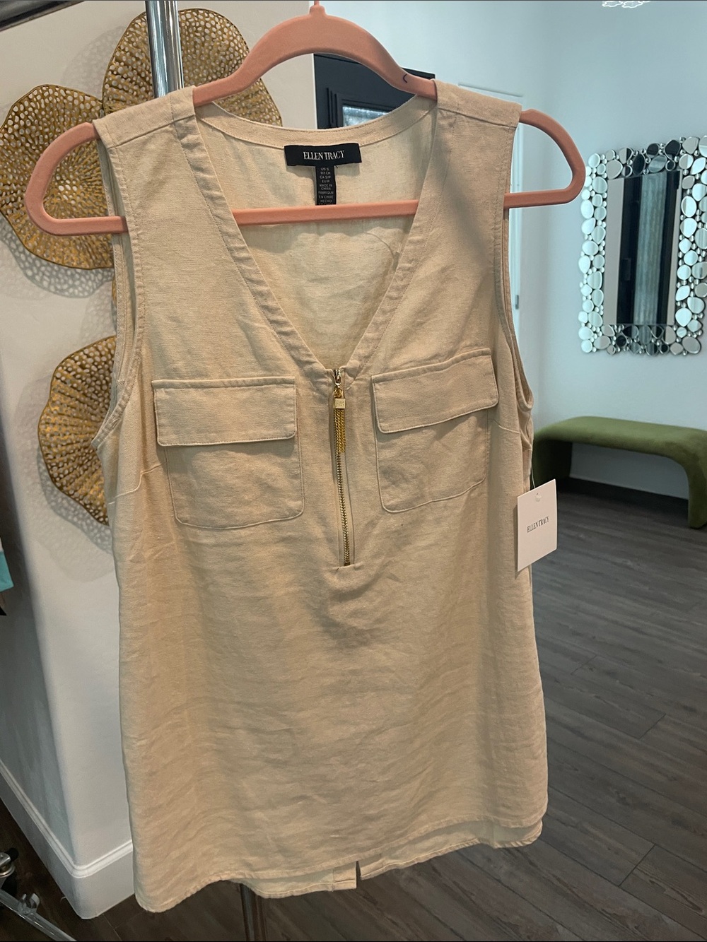Ellen Tracy sleeveless top